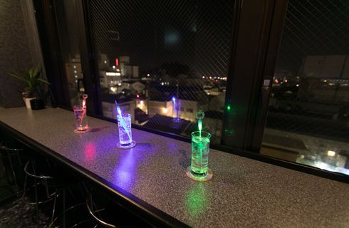 バー